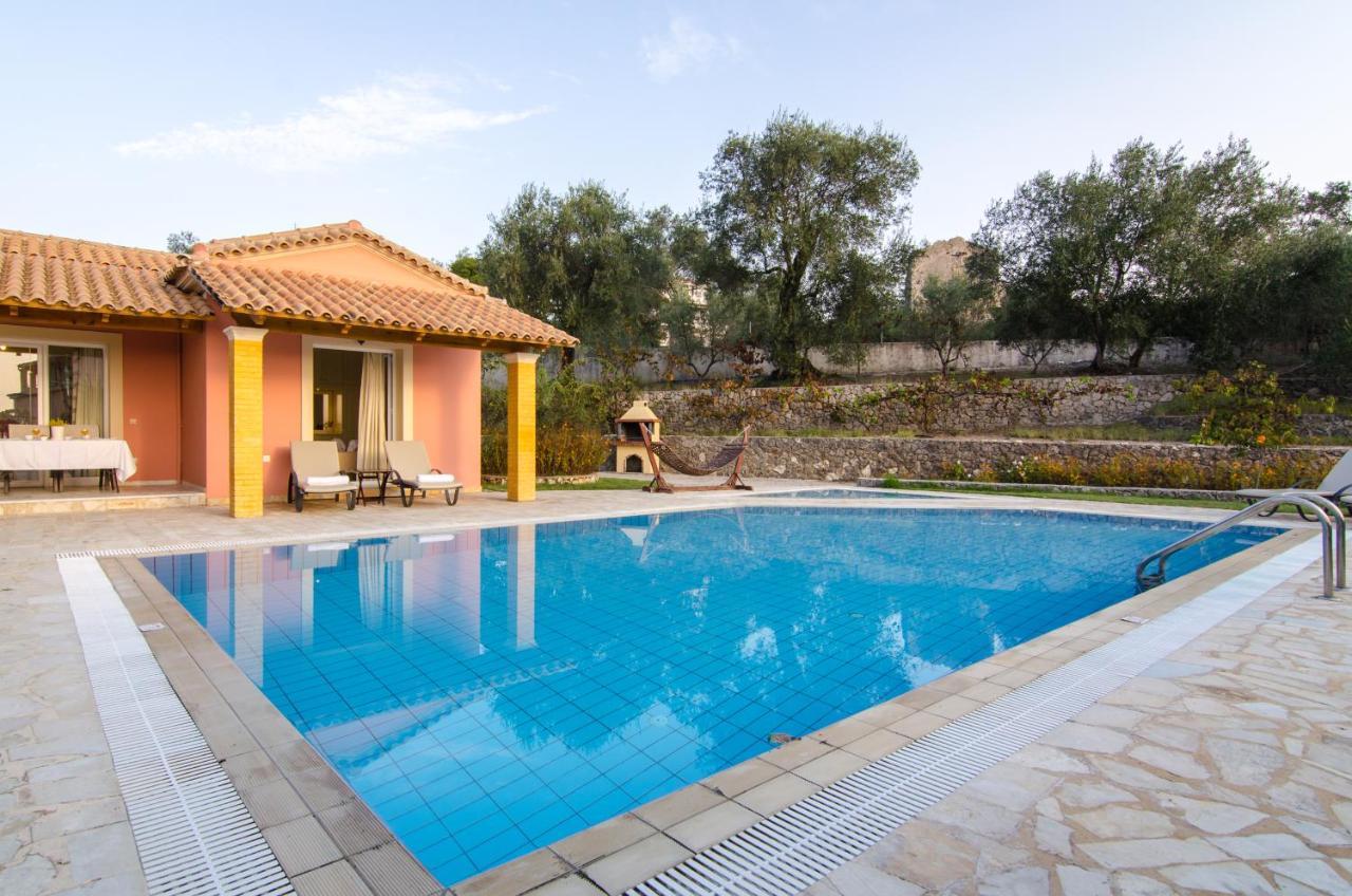 Villa Nefeli ดัสเซีย ภายนอก รูปภาพ